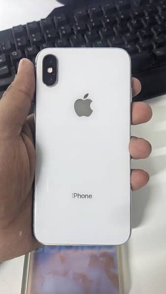 Iphone x (Pta Approved ) 4