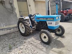Universal Tractor U533