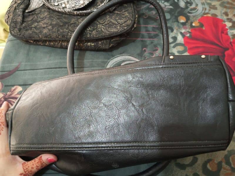 imported handbag for urgent sale 3