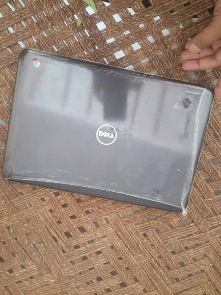 Dell 3180 Chrome book in good condition 9/10 4