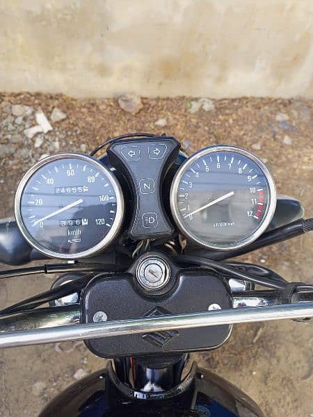 Suzuki GS 150 SE 2020 K End Black Alloy Wheel Just like Brand New Bike 7