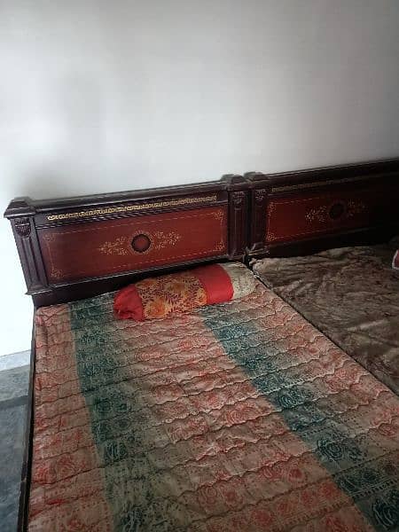 Single bed 02 for sale 0