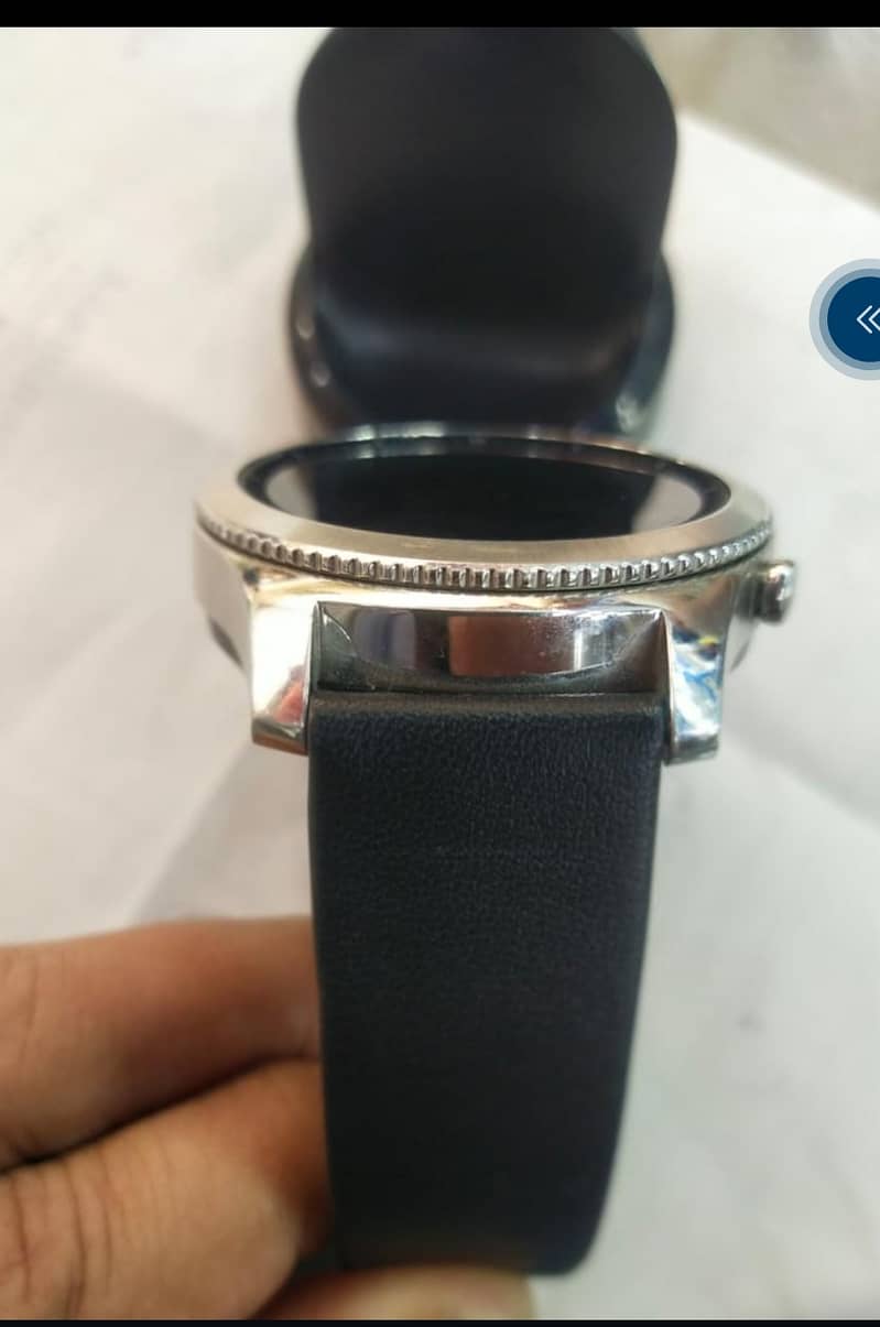 Samsung smart watch Gear S3 3