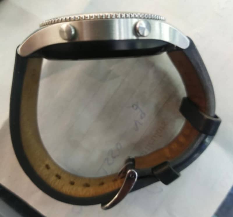 Samsung smart watch Gear S3 5