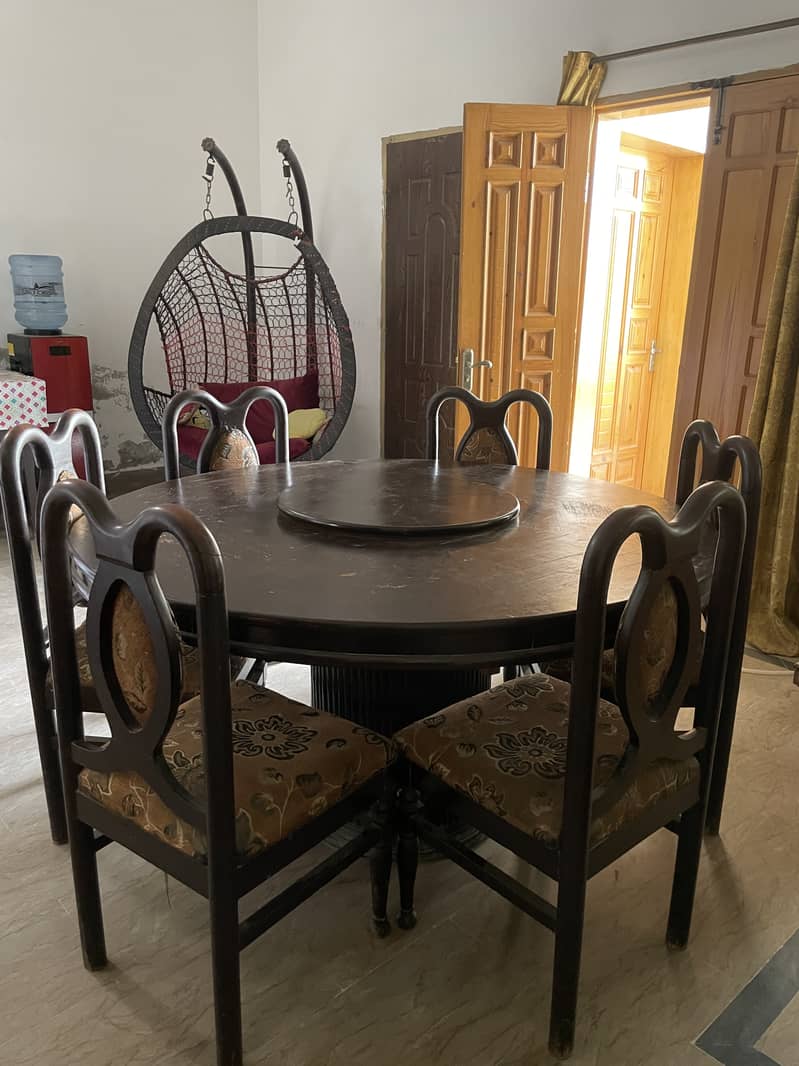 Dining table of pure wood with 6 chairs 1