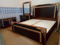 Bed Set King Size New with Dressing Mirror & Side Tables 0322-5545400 0