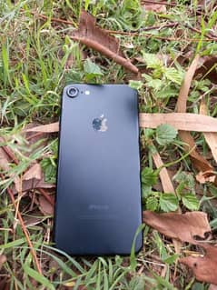 IPHONE 7 WITH BOX & PTA APPROVED