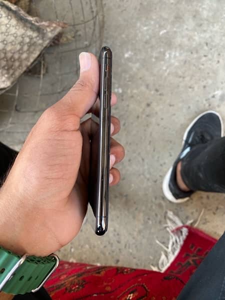 IPhone X 64 Gb waterpack luch condition 1