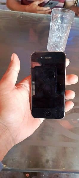Iphone 4 - Urgent for Sale 4