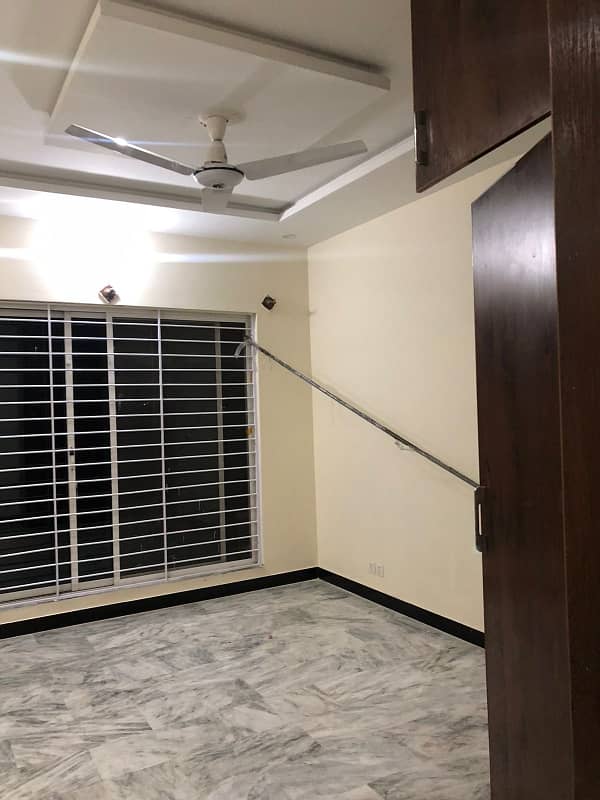 14 Marla Upper portion for rent in phase 7 3