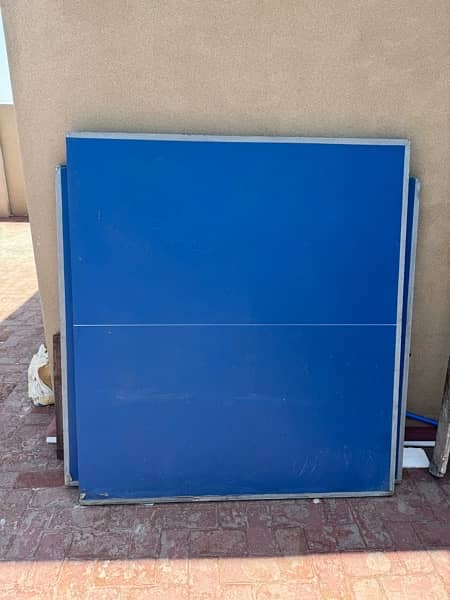 table tennis table good condition 0
