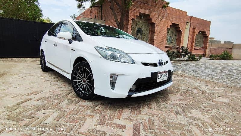Toyota Prius 2009 model 2012 import and 2013 rigester 0