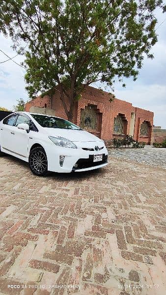 Toyota Prius 2009 model 2012 import and 2013 rigester 1