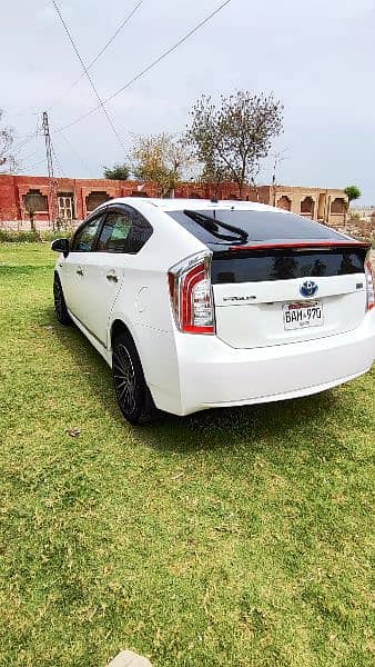 Toyota Prius 2009 model 2012 import and 2013 rigester 12