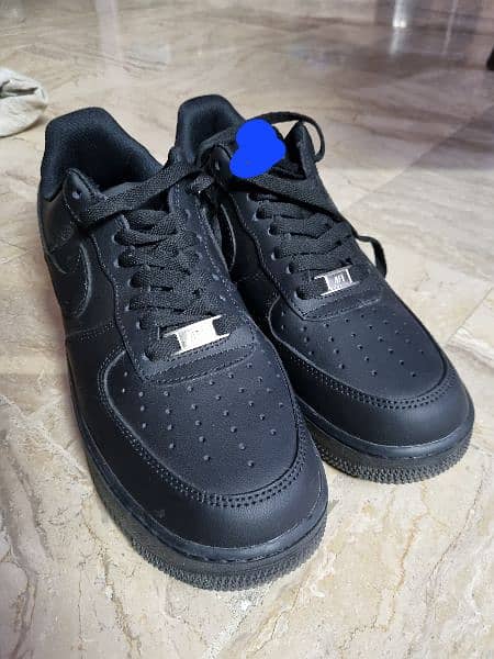 Black Famous Sneakers Condition 10/10 0