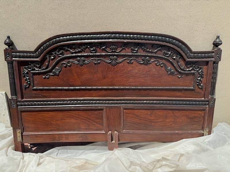 chinioti style solid wood king bed for sale 0