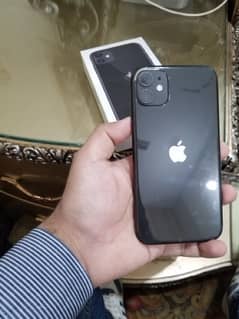 Iphone 11 10/10 condition with 6 month warranty Water proof