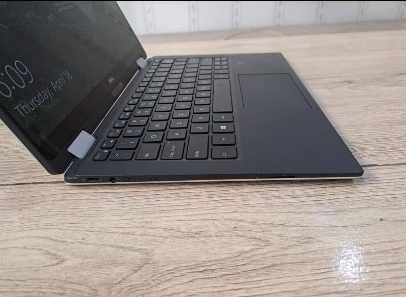 Dell XPS 9365 Core i5 7th generation (Touch Screen 360) 3