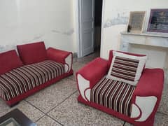 7 Seater Sofa Set in Excellent condition