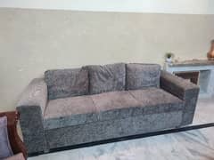 5 seater Sofa in Excellent condition