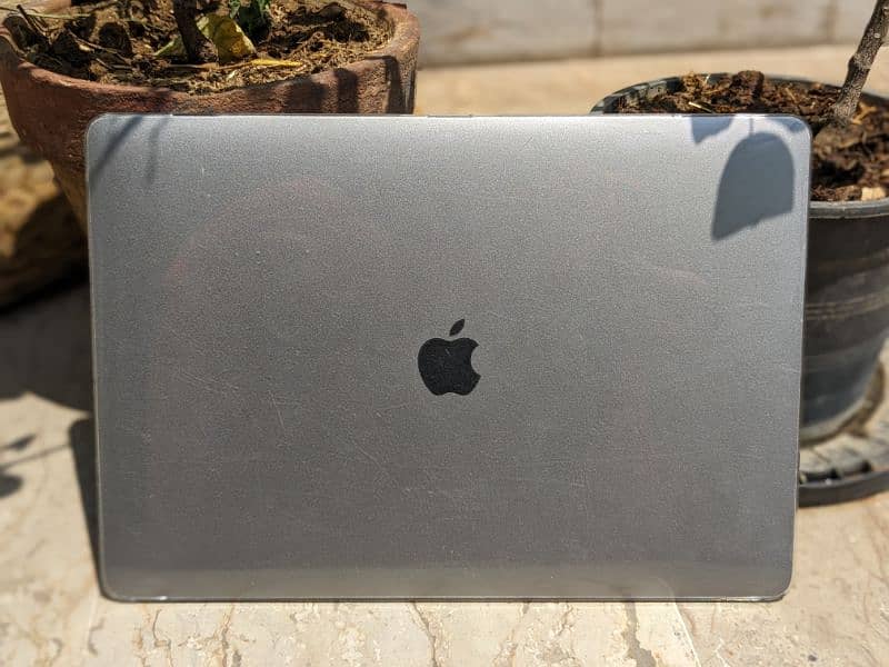 MacBook Pro 2016 15 inch 2