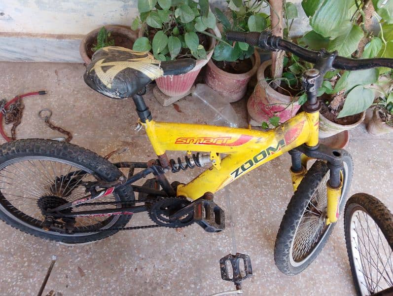 Mountain Bikes Good Condition Imported red and yellow. 1