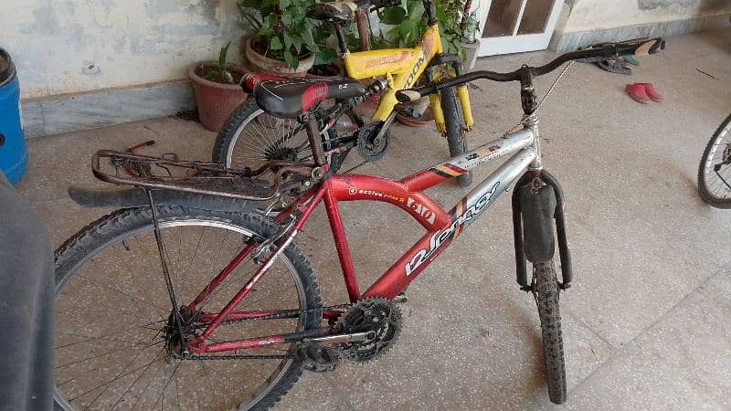 Mountain Bikes Good Condition Imported red and yellow. 11