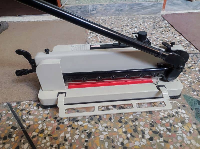 heavy duty Manual paper cutter 400 pages 1