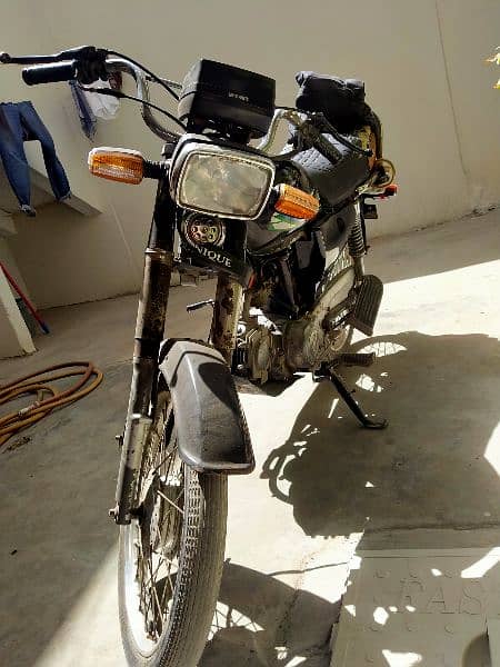 Super power 70 motorcycle / bike 03322909826 p call kr k rabta kren 1