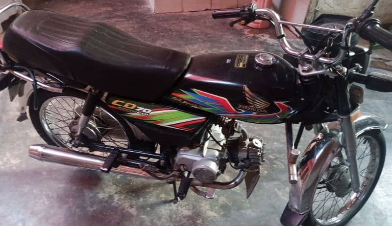 Honda 70cc in good condition 3