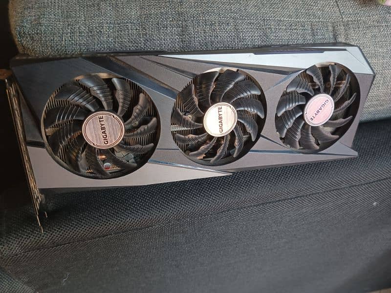 3060 ti 8 gb Gigabyte. 0