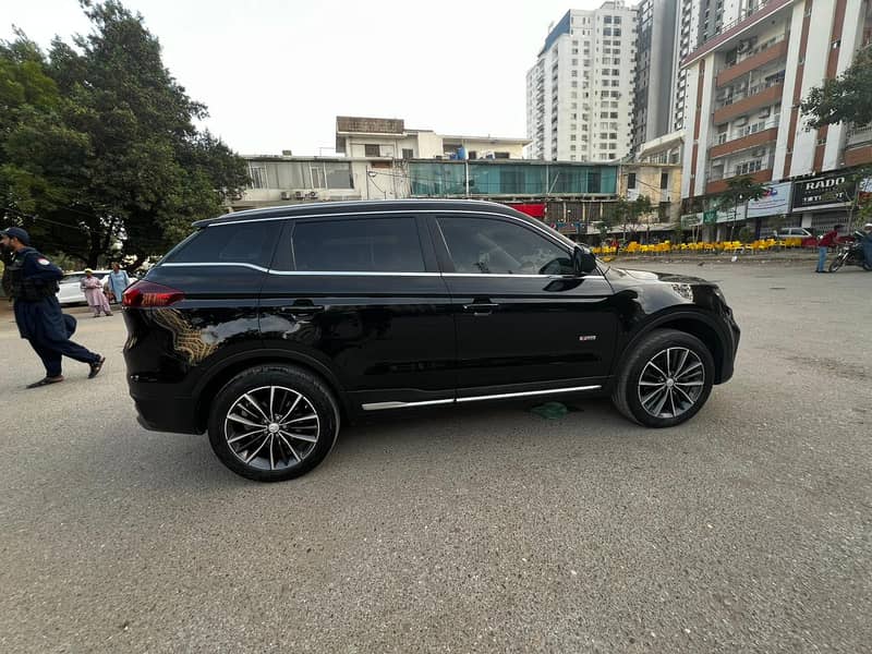 PROTON X70, FWD (Top of the line) BLACK 2022 1