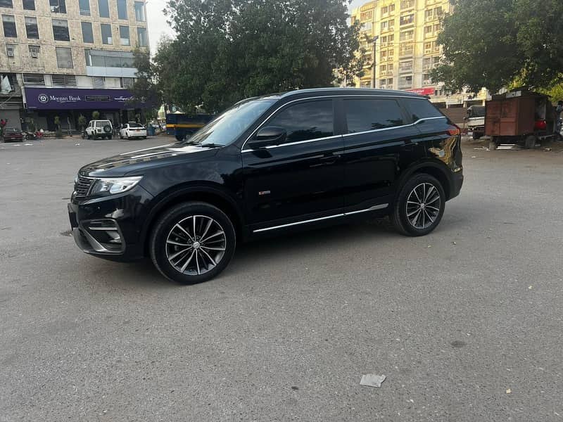 PROTON X70, FWD (Top of the line) BLACK 2022 3