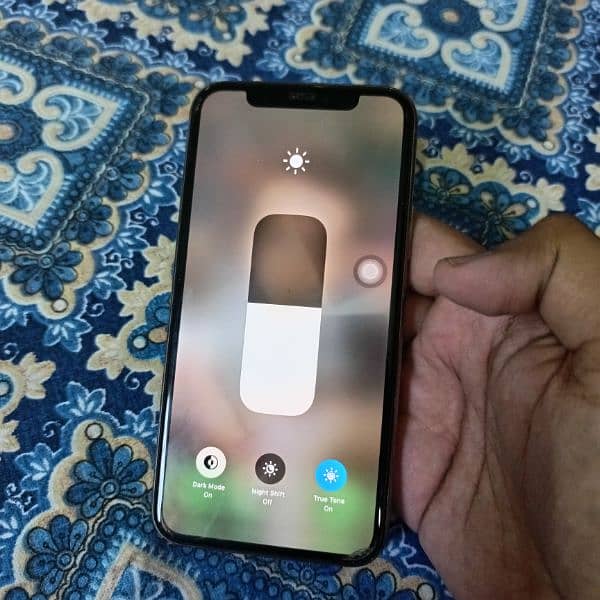 Iphone 11 Pro 256gb, golden color. esim+physical PTA approved 4