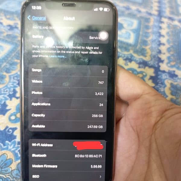 Iphone 11 Pro 256gb, golden color. esim+physical PTA approved 5