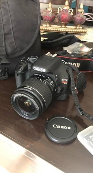 CANON REBEL T2i 1