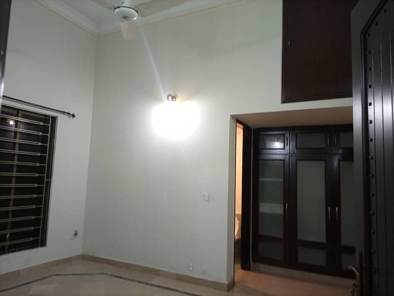 independent 1 Kanal Ground Portion 3bed For rent 4