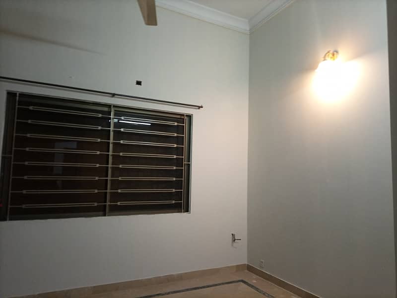 independent 1 Kanal Ground Portion 3bed For rent 11