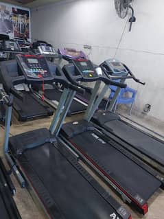 Treadmill / Running Machine 0.3. 2.1. 1.8. 2.2. 5.7. 6