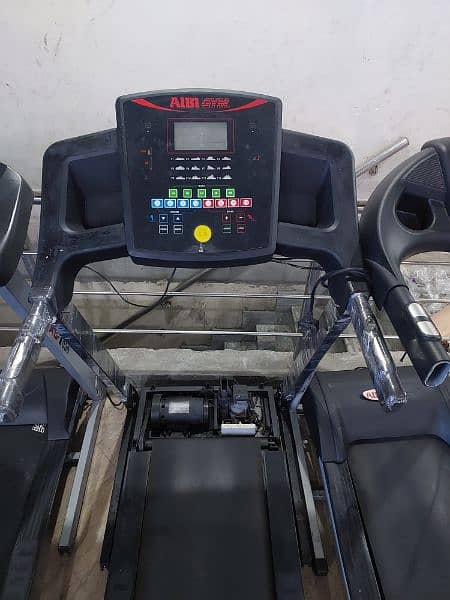 Treadmill / Running Machine 0.3. 2.1. 1.8. 2.2. 5.7. 6 10