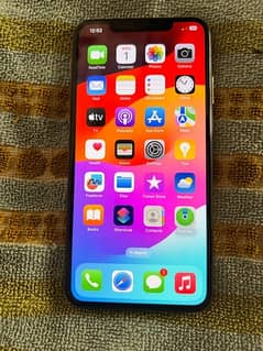 I Phone Xs Max Gold 256gb Dual Sim PTA approved Water Pack