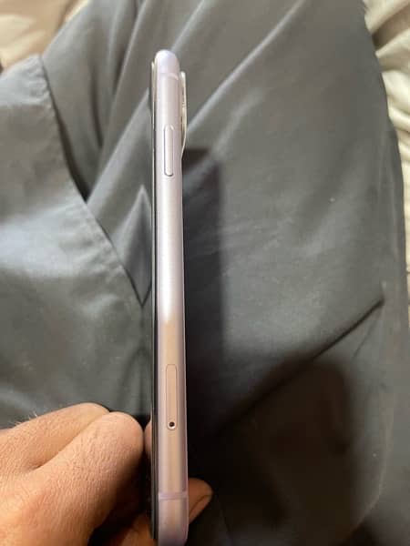 iphone 11 good condition 1