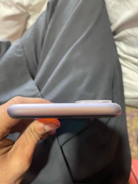 iphone 11 good condition 3
