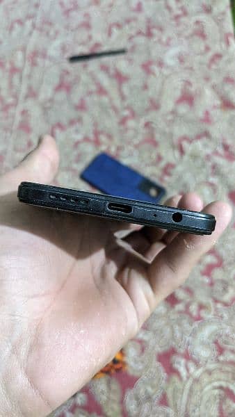 Infinix note 11 8/128 with box charger 1