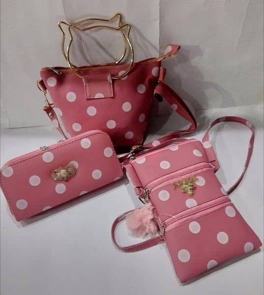 3 bags polka dotted 0
