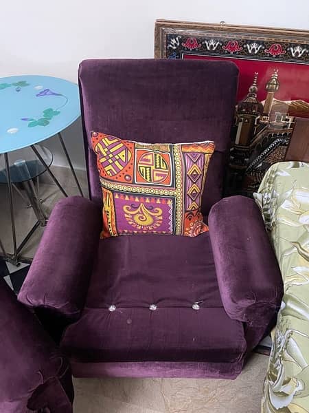 5 Seater Sofa in Good Condition 3