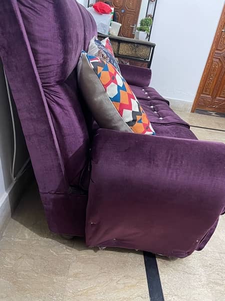 5 Seater Sofa in Good Condition 4