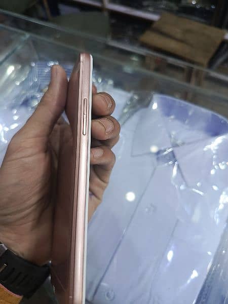 oppo a57 4/64 lush condition with box 1