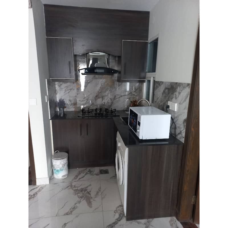Brand New Fully Furnished Luxury Apartment For Rent In Bahria Town Near Clock Tower 3