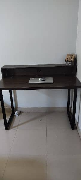 3 Months Used Office Table in Lassani Sheet 1
